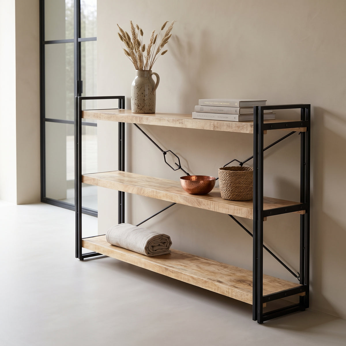 Bibliothèque industrielle à croisillons en manguier – 140 x 30 x 80 cm
